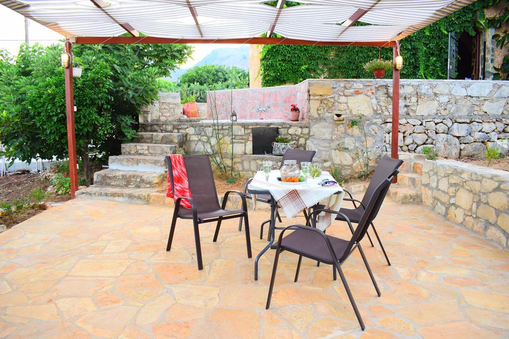 Anna'S Stone House Villa Megala Chorafia ภายนอก รูปภาพ